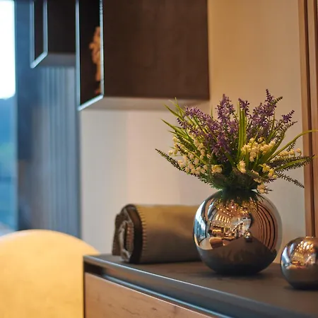 Bear & Bison View Apartman *