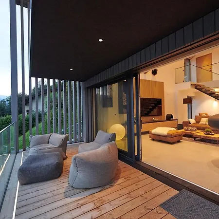 Bear & Bison View Apartman Zell am See