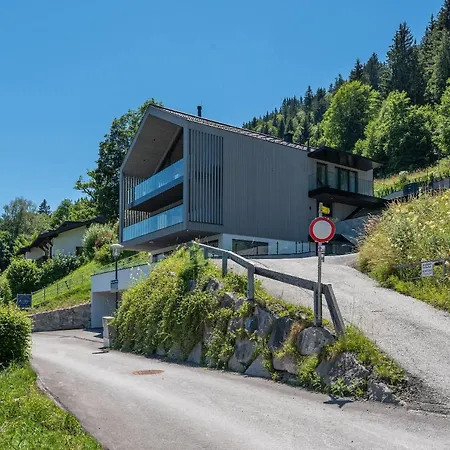 Bear & Bison View Daire Zell am See